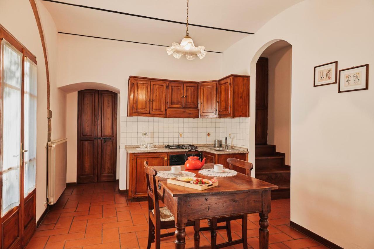 Agriturismo Il Borgo Cortona Exterior foto